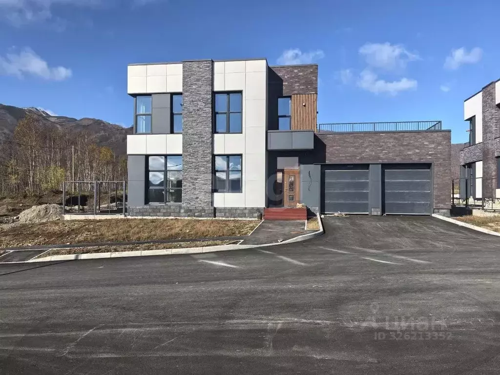 Дом в Камчатский край, Елизовский муниципальный округ, пос. Термальный ... - Фото 1