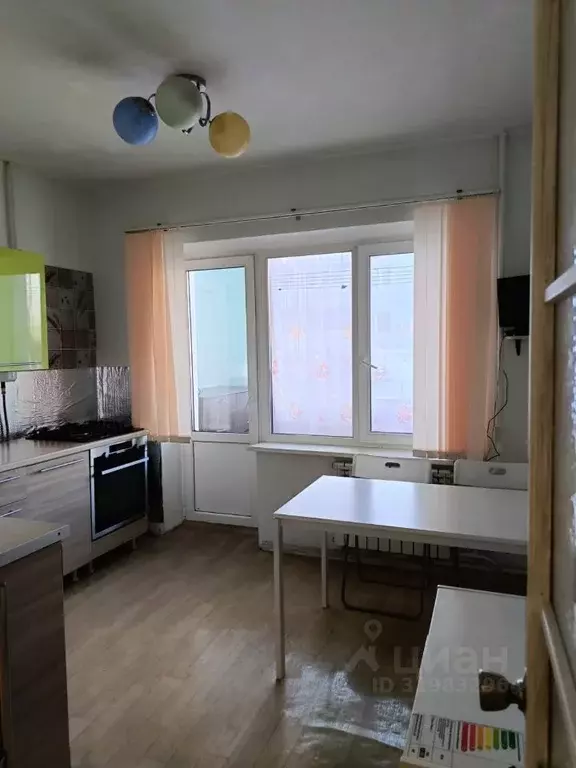 3-к кв. Саха (Якутия), Якутск ул. Свердлова, 2/1 (71.0 м) - Фото 0