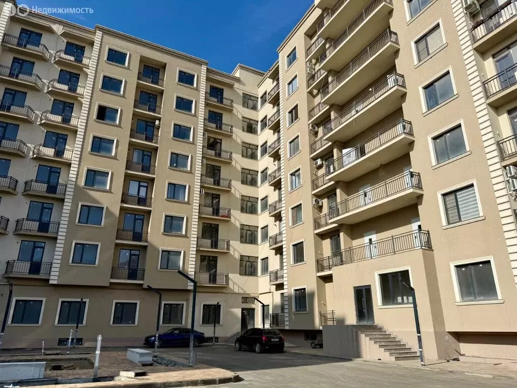 2-комнатная квартира: Махачкала, улица Лизы Чайкиной, 47 (70.33 м) - Фото 1