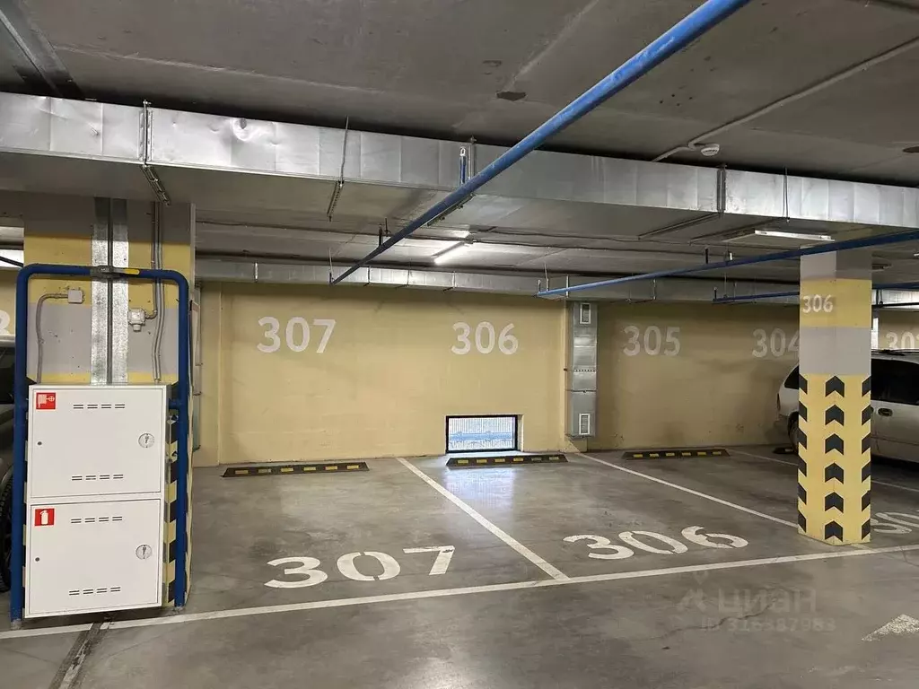 Гараж в Свердловская область, Екатеринбург бул. Владимира Белоглазова, ... - Фото 1