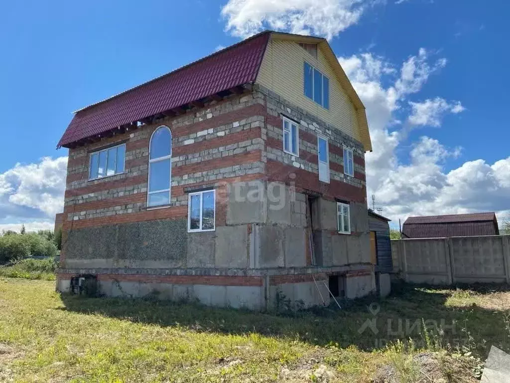 Дом в Свердловская область, Невьянск ул. Карла Маркса, 86 (360 м) - Фото 0