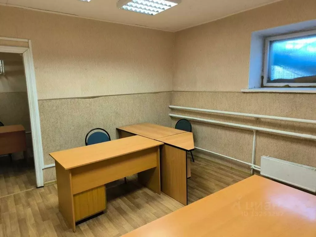 Офис в Свердловская область, Екатеринбург ул. Фурманова, 32 (100 м) - Фото 1