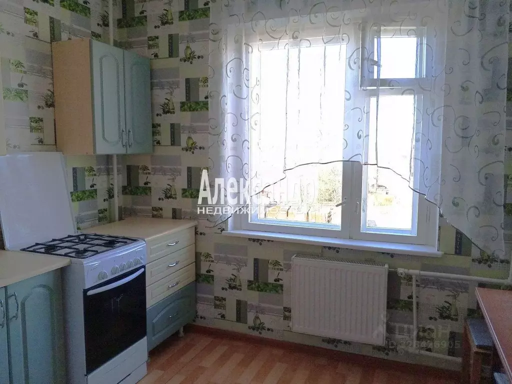 2-к кв. Ленинградская область, Приозерск ул. Калинина, 18 (54.0 м) - Фото 1