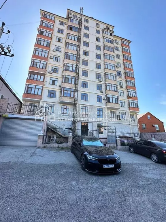 1-к кв. Дагестан, Махачкала ул. Магомедтагирова, 49 (57.0 м) - Фото 1