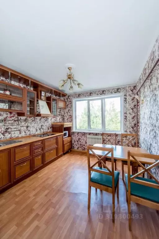 3-к кв. Алтайский край, Белокуриха ул. Братьев Ждановых, 9 (68.6 м) - Фото 1