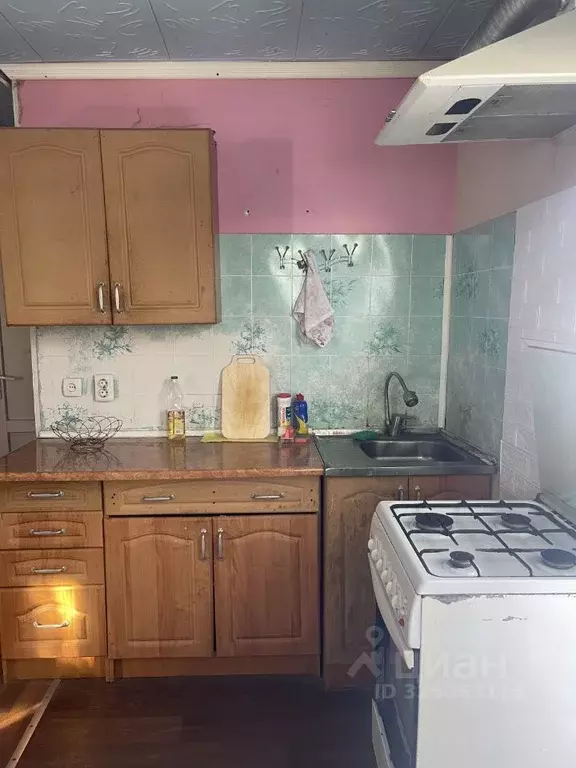 Дом в Крым, Симферопольский район, Гвардейское пгт  (30 м) - Фото 1