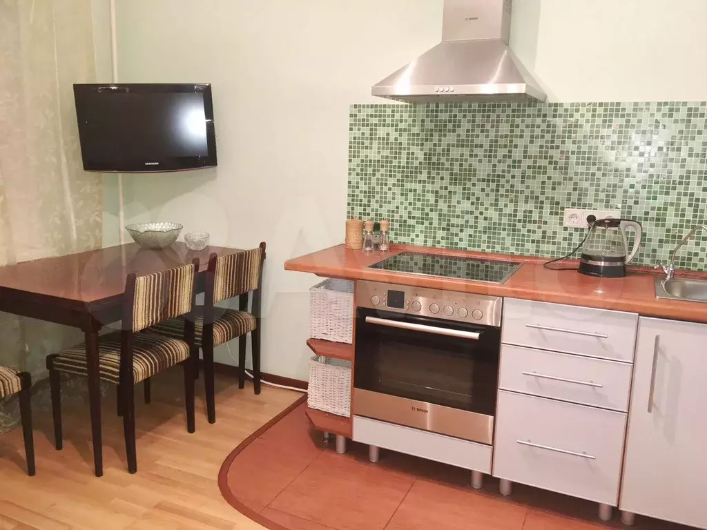 2-к. квартира, 54 м, 2/5 эт. - Фото 1