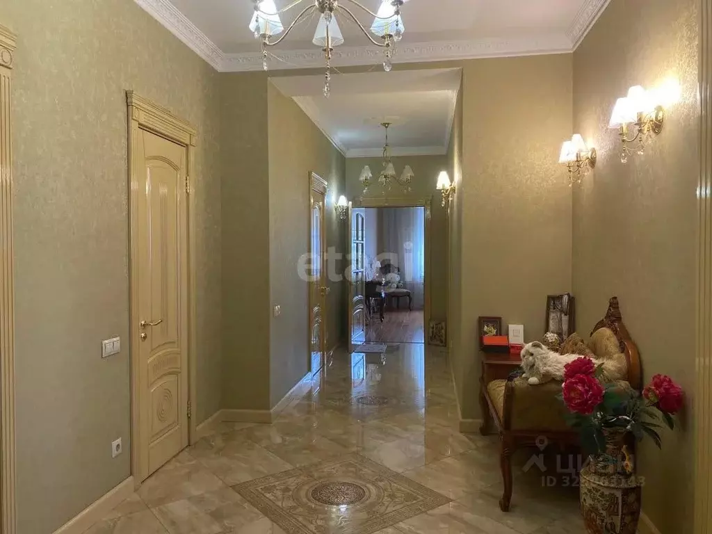 3-к кв. Красноярский край, Красноярск ул. Баумана, 5 (128.7 м) - Фото 1