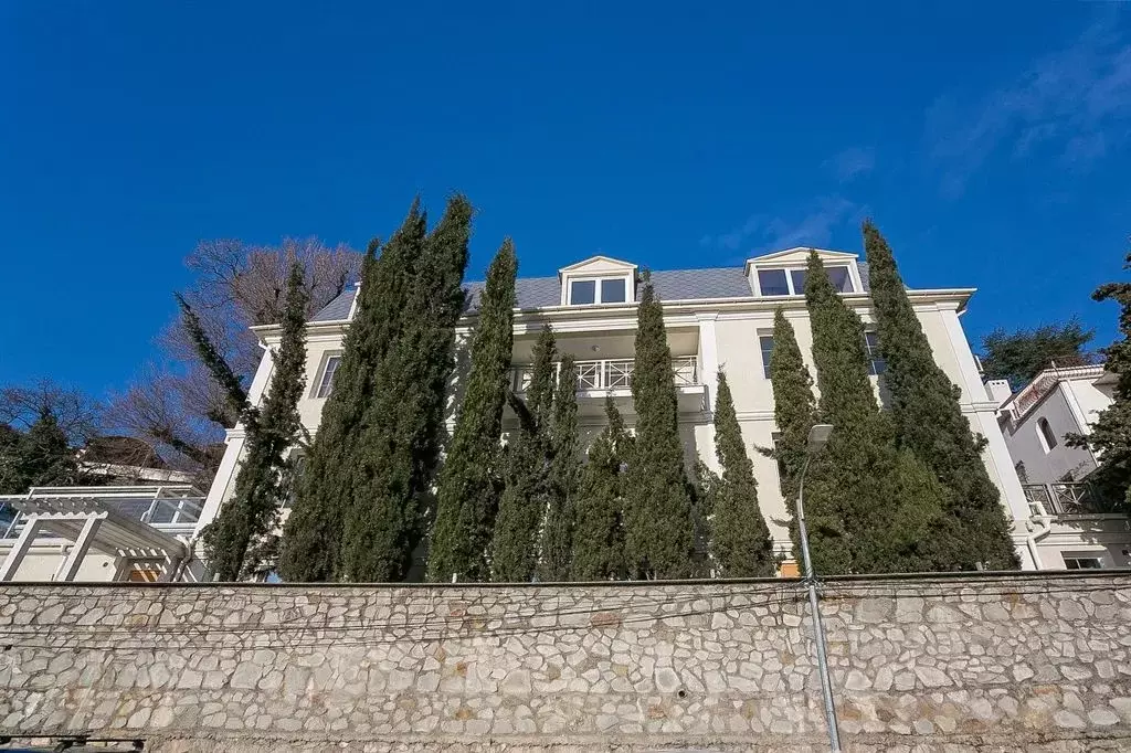 Дом в Крым, Ялта муниципальный округ, Ливадия пгт ул. Виноградная, 6В ... - Фото 1