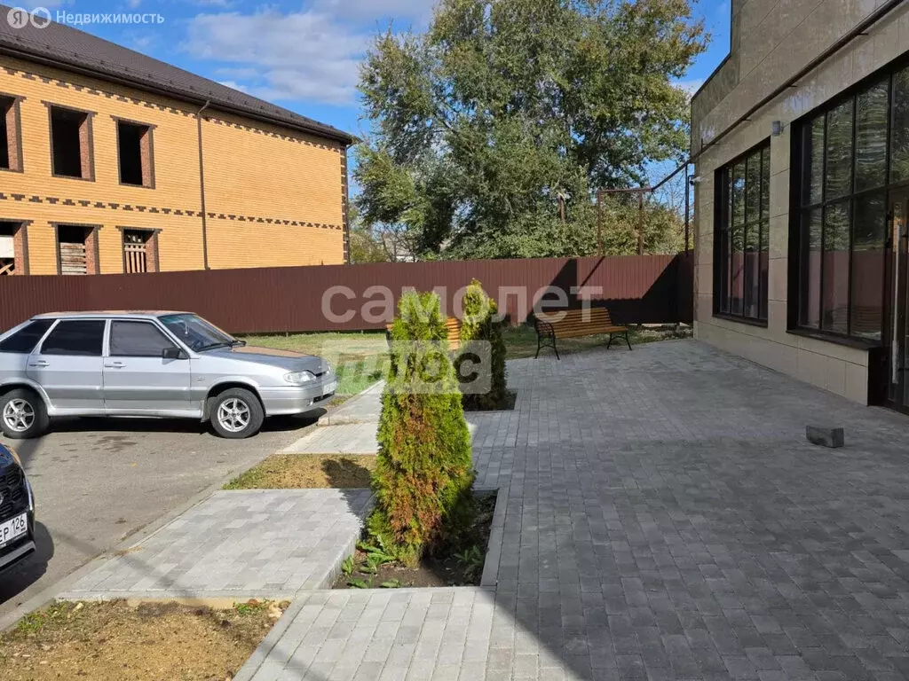 Торговая площадь (490 м) - Фото 2