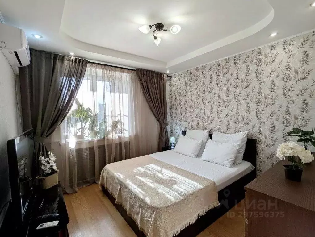 1-к кв. Татарстан, Казань ул. Рустема Яхина, 15/1 (65.0 м) - Фото 1