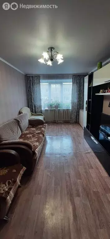 3-комнатная квартира: деревня Николаевка, улица Дружбы, 13 (61 м) - Фото 0