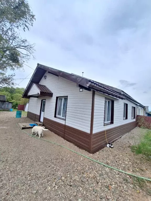 Дом в Приморский край, Анучинский муниципальный округ, с. Чернышевка ... - Фото 1