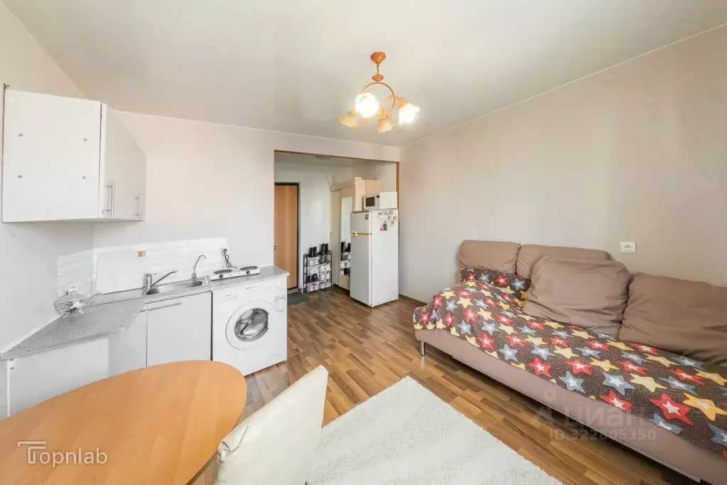 Комната Свердловская область, Екатеринбург ул. Красина, 3 (17.4 м) - Фото 2