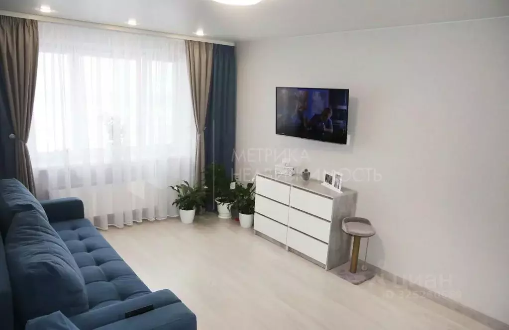 2-к кв. Тюменская область, Тюмень ул. Валентины Трофимовой, 13 (59.0 ... - Фото 1