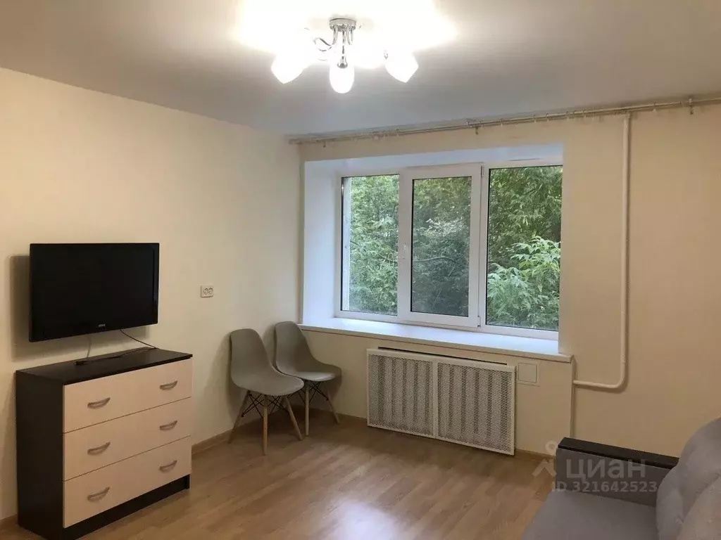 2-к кв. Свердловская область, Екатеринбург ул. Машинистов, 14 (48.5 м) - Фото 2