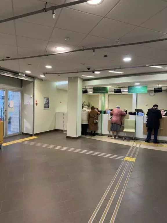 Помещение свободного назначения в Пермский край, Пермь Комсомольский ... - Фото 0