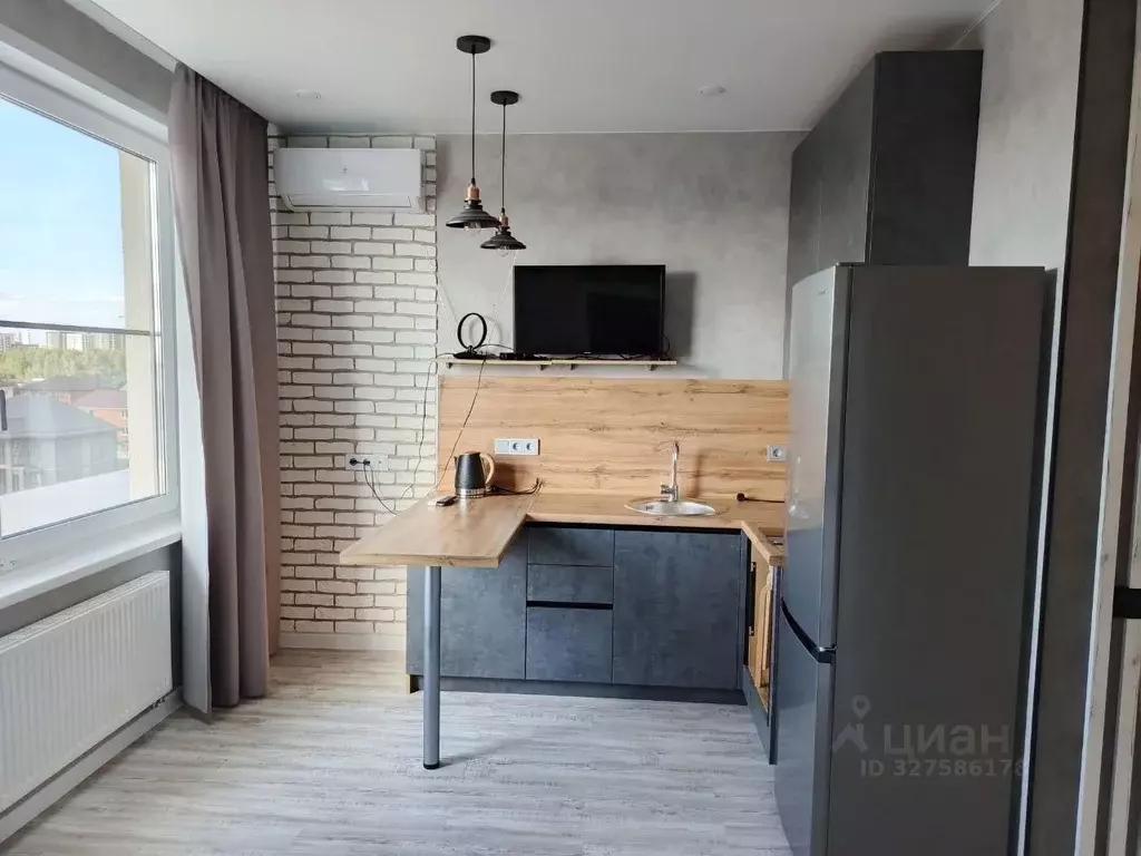 1-к кв. Тюменская область, Тюмень ул. Фармана Салманова, 5 (20.4 м) - Фото 1