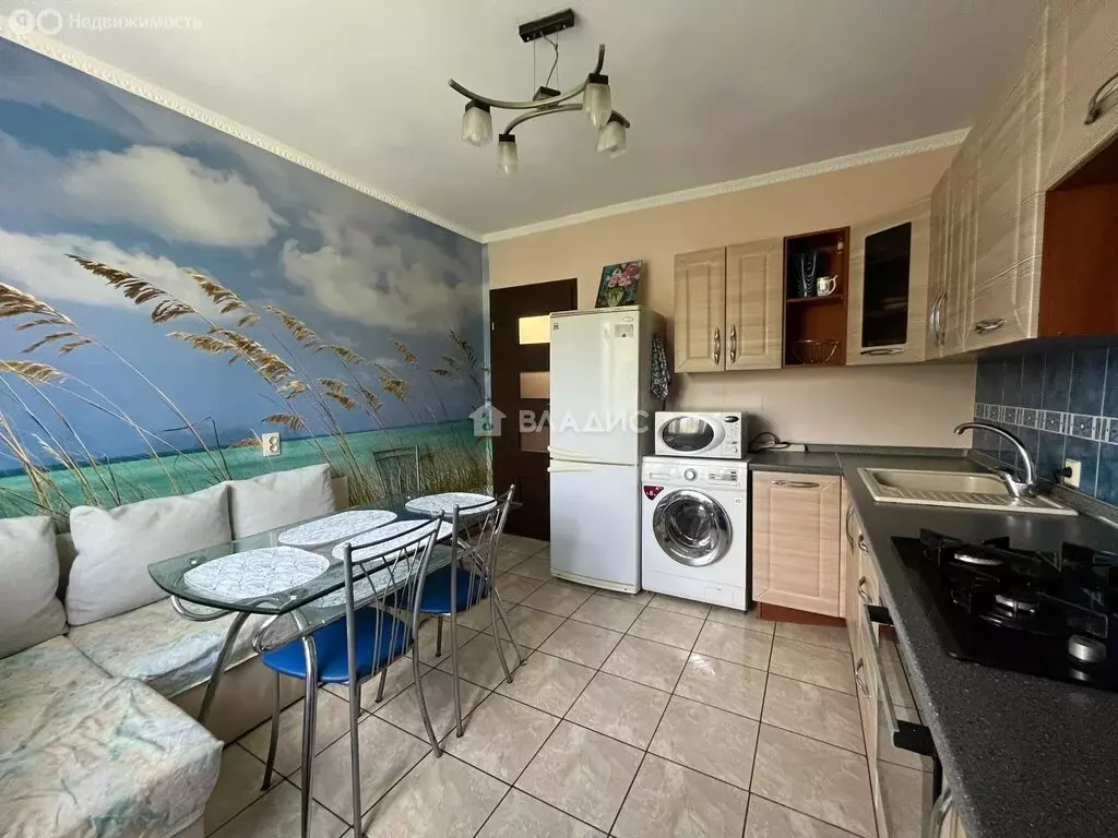 1-комнатная квартира: Пионерский, улица Шаманова, 8 (38 м) - Фото 1