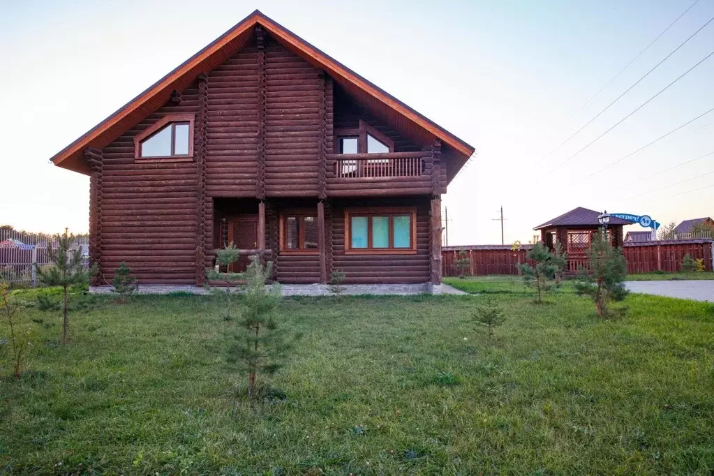 Дом в Калужская область, Тарусский район, с. Волковское  (230 м) - Фото 2