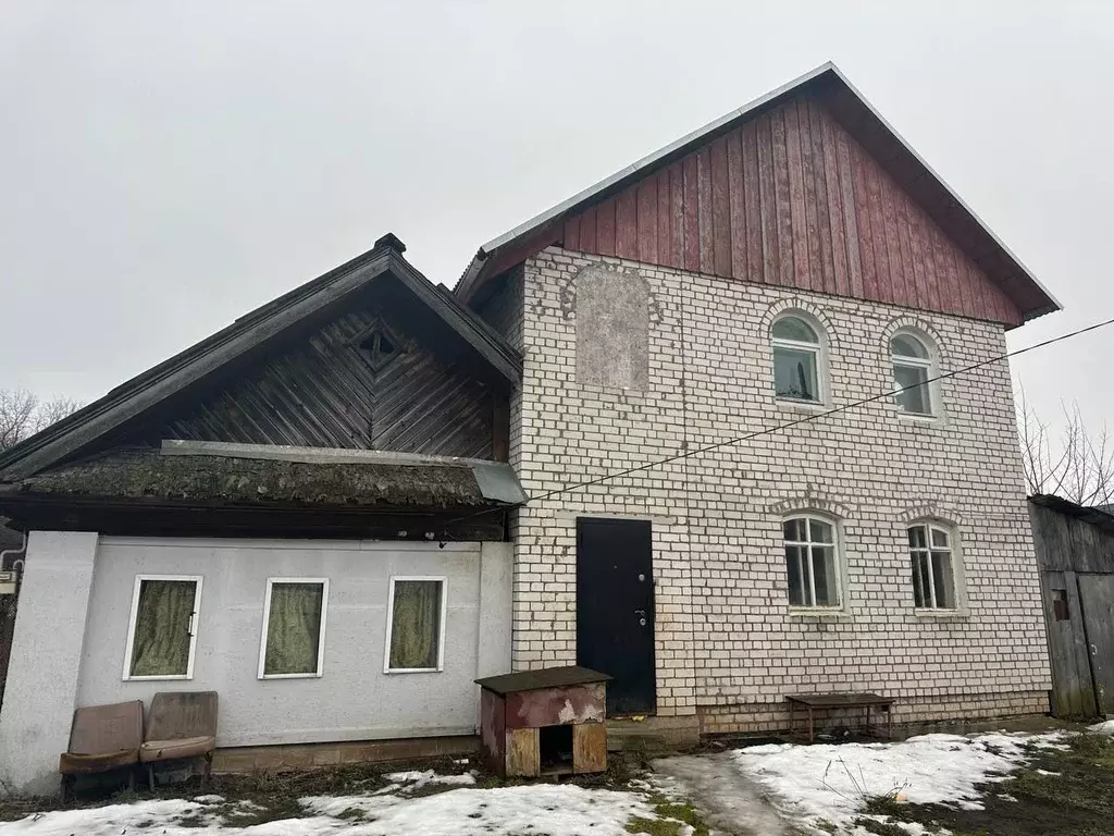 Дом в Нижегородская область, Бор ул. Гоголя, 91 (100 м) - Фото 0