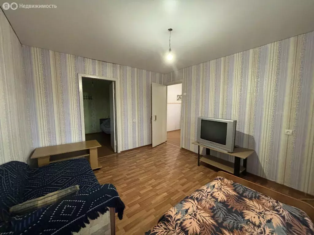 2-комнатная квартира: Октябрьск, улица Сакко и Ванцетти, 20 (37.5 м) - Фото 0