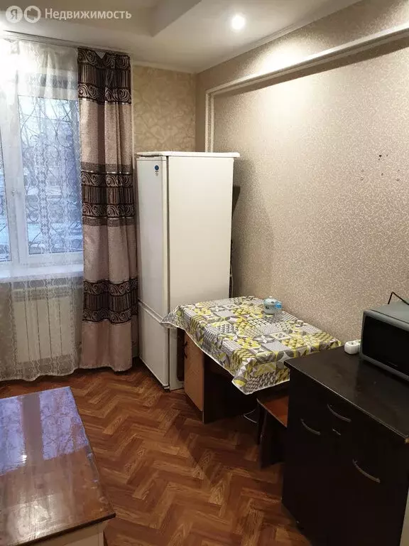 Квартира-студия: Красноярск, улица Щорса, 47 (14 м) - Фото 1