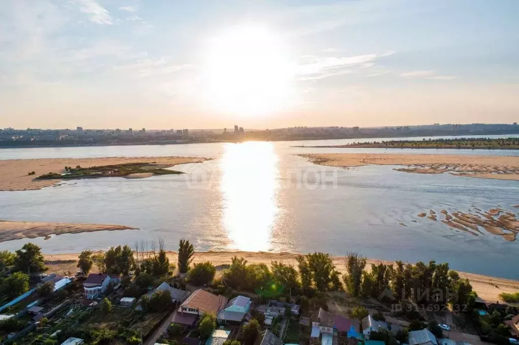 Участок в Волгоградская область, Краснослободск Среднеахтубинский ... - Фото 1