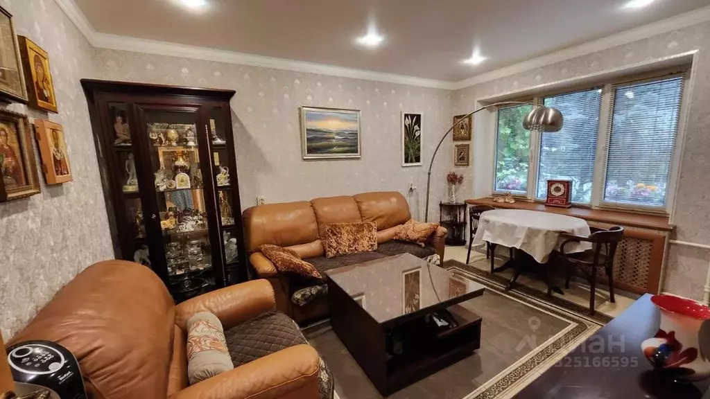 3-к кв. Ставропольский край, Кисловодск ул. Осипенко, 29А (61.3 м) - Фото 1