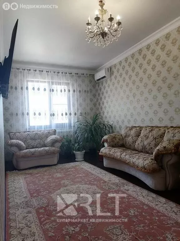 2-комнатная квартира: Махачкала, 1-я Рассветная улица, 10Г (60 м) - Фото 1