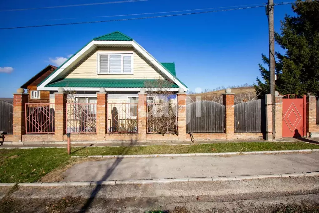 Дом в Красноярский край, Емельяновский муниципальный округ, пос. ... - Фото 1