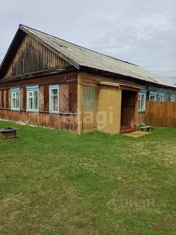 Дом в Бурятия, Прибайкальский район, с. Турка Байкальская ул. (67 м) - Фото 0