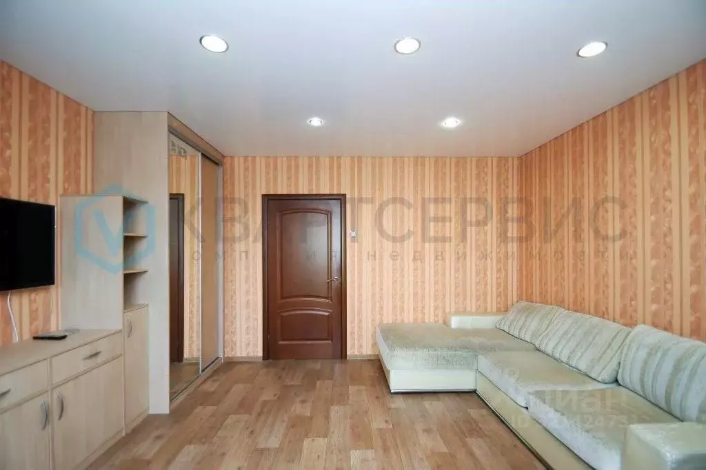 3-к кв. Омская область, Омск ул. 70 лет Октября, 13/2 (81.2 м) - Фото 2