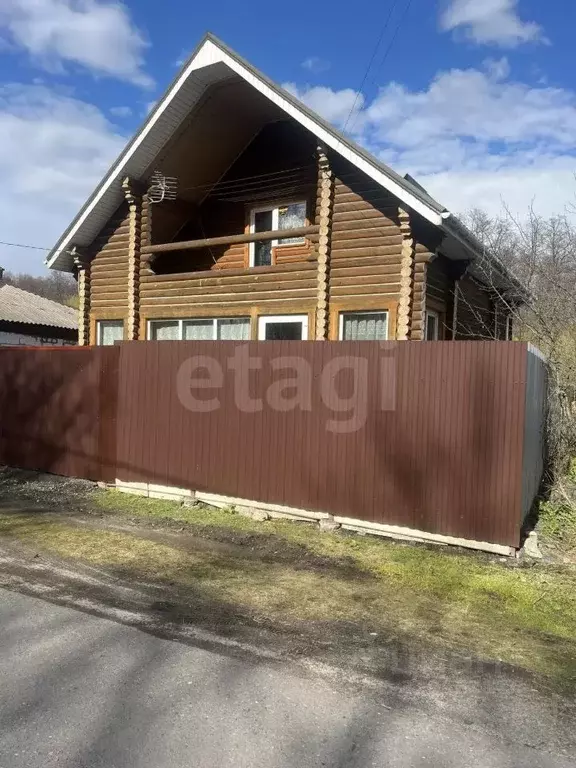 Дом в Белгородская область, Старооскольский городской округ, с. ... - Фото 1