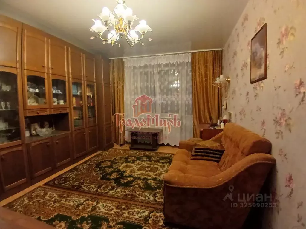 2-к кв. Владимирская область, Александров ул. Октябрьская, 8 (48.7 м) - Фото 1