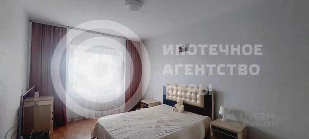 2-к кв. Ханты-Мансийский АО, Нижневартовск ул. Мира, 103 (88.5 м) - Фото 1