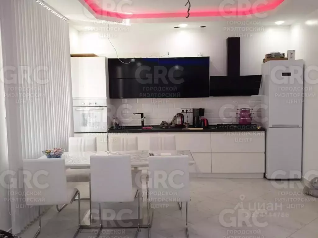 Студия Краснодарский край, Сочи Центральный мкр, ул. Войкова, 49 (42.0 ... - Фото 1