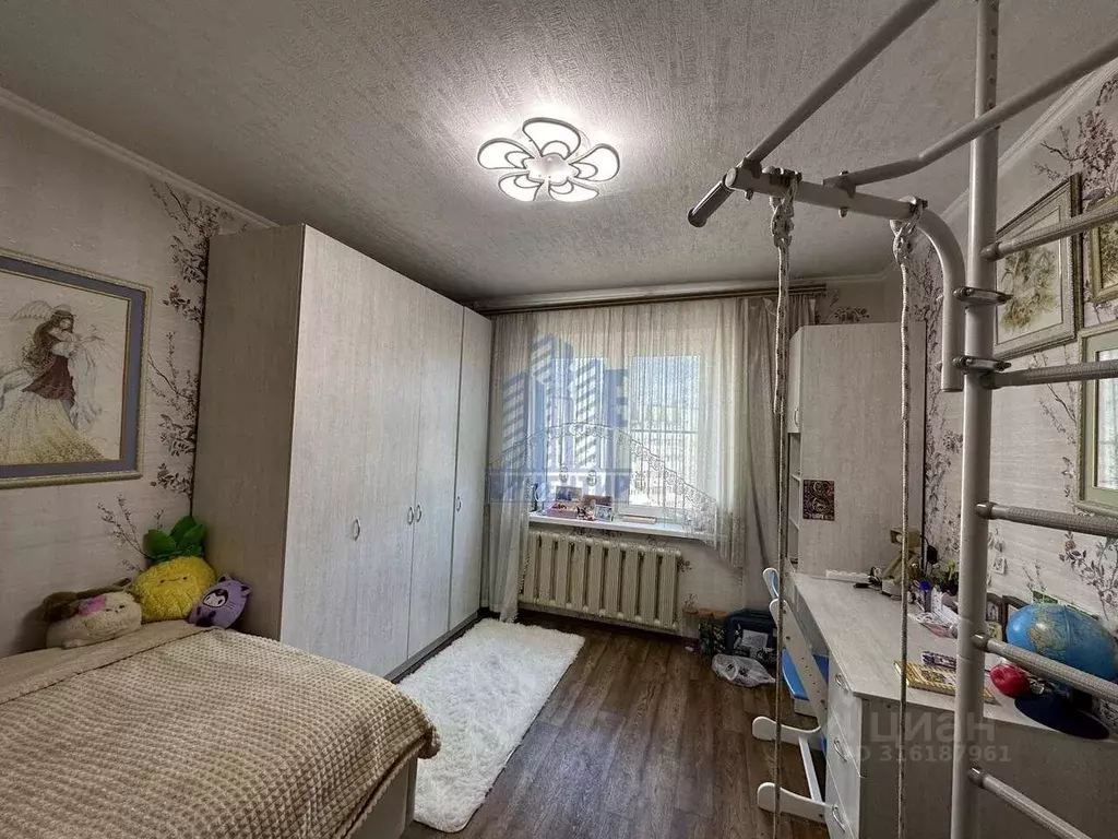 4-к кв. Чувашия, Чебоксары ул. Энтузиастов, 27 (92.7 м) - Фото 1