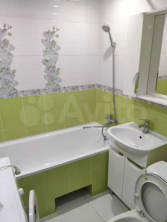1-к. квартира, 35 м, 4/10 эт. - Фото 0