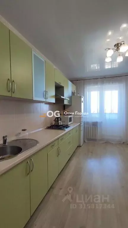 3-к кв. Брянская область, Брянск Московский мкр, 40 (93.0 м) - Фото 0