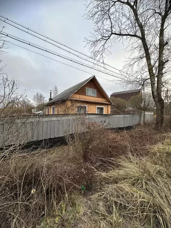 Дом в Новгородская область, Старая Русса ул. Санкт-Петербургская, 113 ... - Фото 0