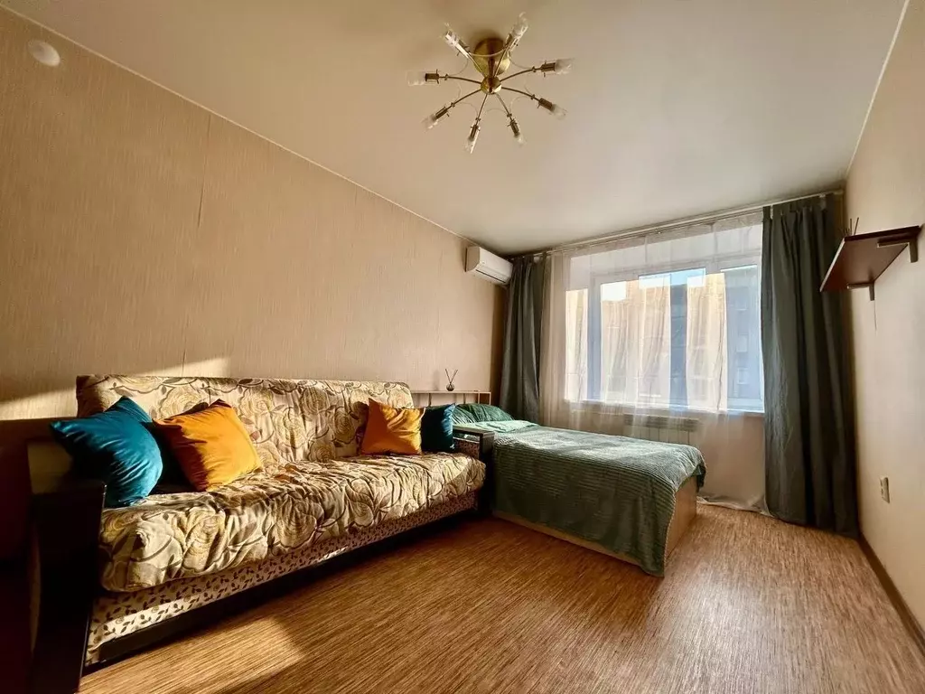 1-к кв. Татарстан, Казань ул. Сибгата Хакима, 33 (44.0 м) - Фото 0