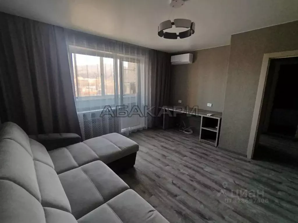 1-к кв. Красноярский край, Красноярск Семафорная ул., 15 (35.0 м) - Фото 1