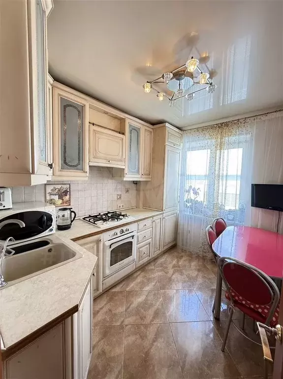 3-к. квартира, 62 м, 6/9 эт. - Фото 0