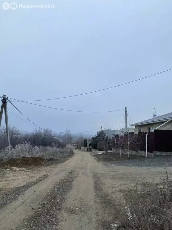 Участок в Волгоград, посёлок городского типа Верхнезареченский, улица ... - Фото 0