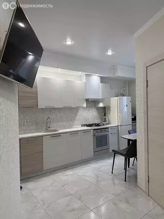 1-комнатная квартира: Геленджик, Дивноморская улица, 37к10 (40 м) - Фото 2