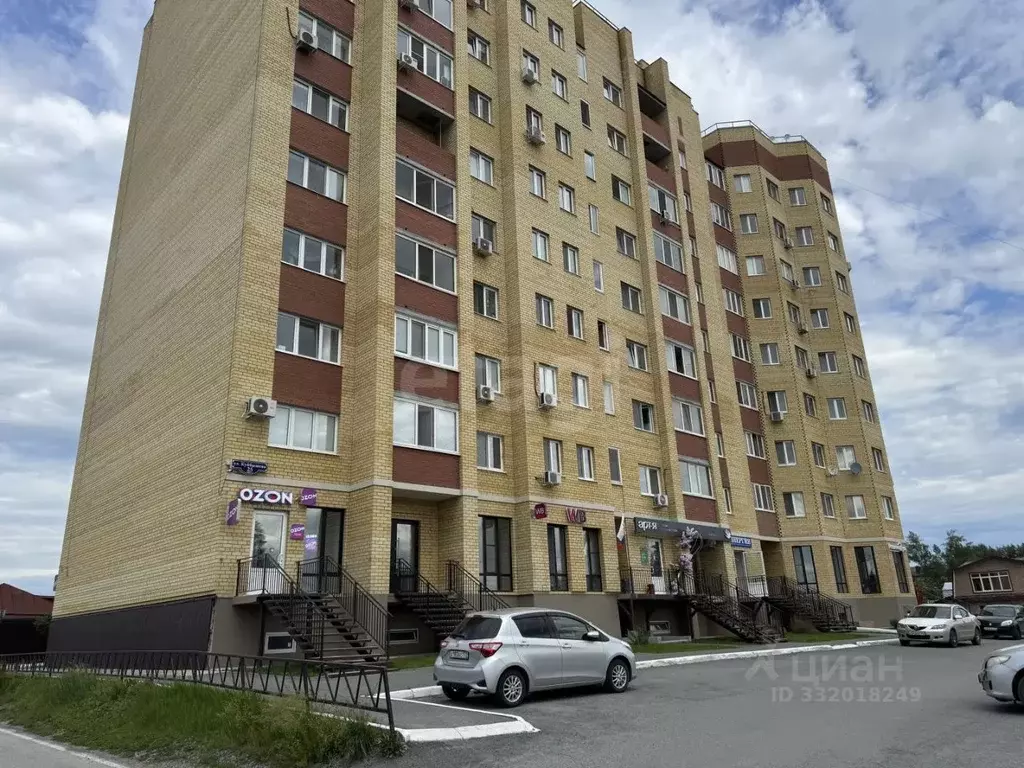 3-к кв. Тюменская область, Тюмень ул. Куйбышева, 25к1 (95.9 м) - Фото 1