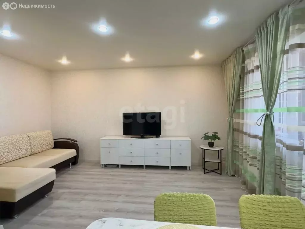 3-комнатная квартира: Йошкар-Ола, бульвар Чавайна, 18А (71.6 м) - Фото 2