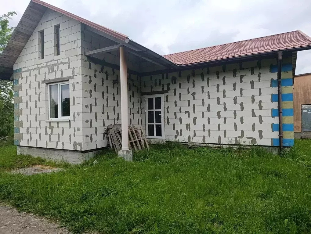 Дом в Калининградская область, Гурьевский муниципальный округ, пос. ... - Фото 1