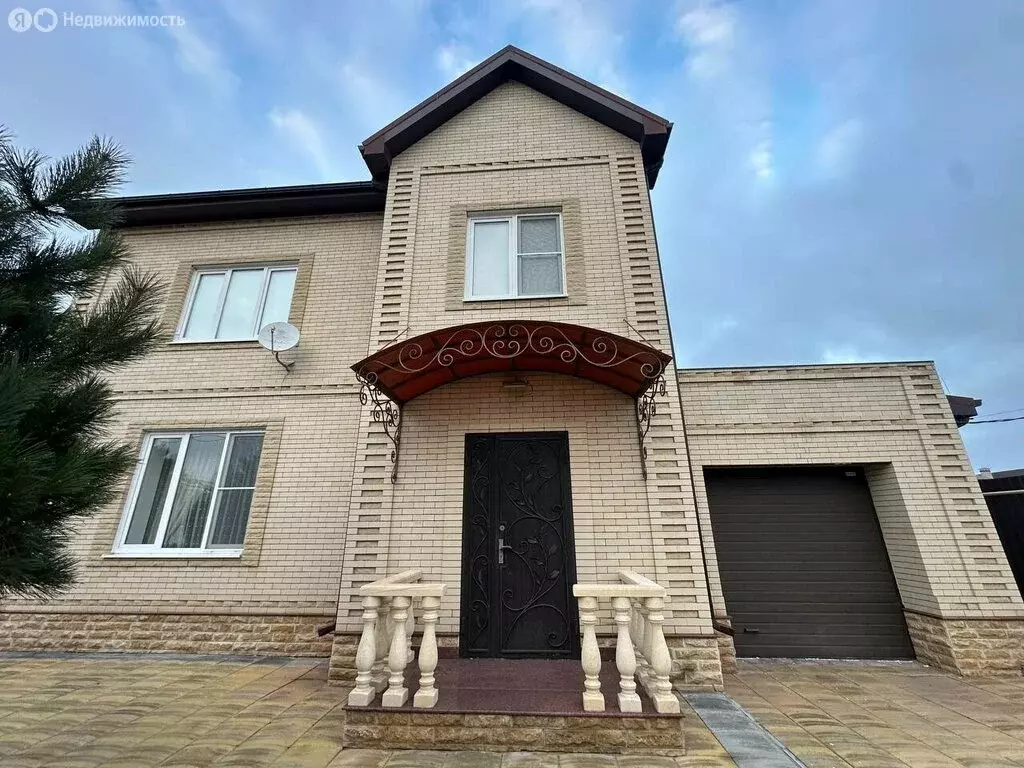 Дом в Астрахань, 2-я Гороховая улица, 25 (250 м) - Фото 2